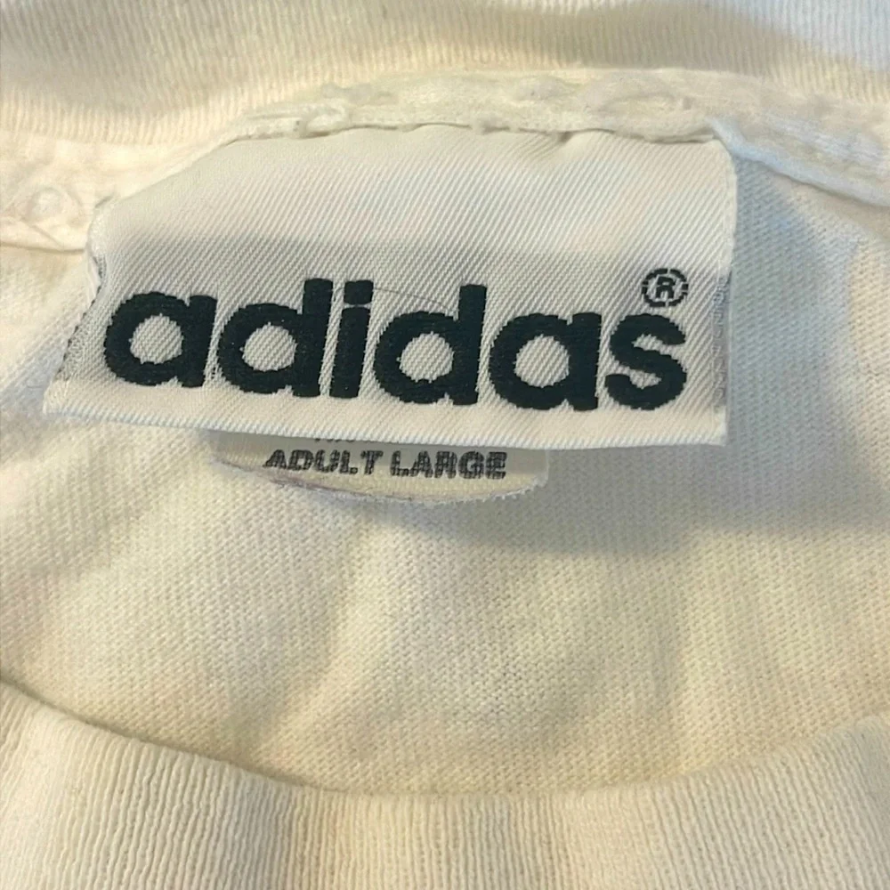 Vintage 90s Single Stitch Adidas Trefoil Footaction Employee Tee T Shirt Size L